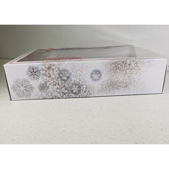 2019 Holiday Barbie Doll - Blonde Curls Mattel Barbie Signature Stand Included - Picture 9 of 10